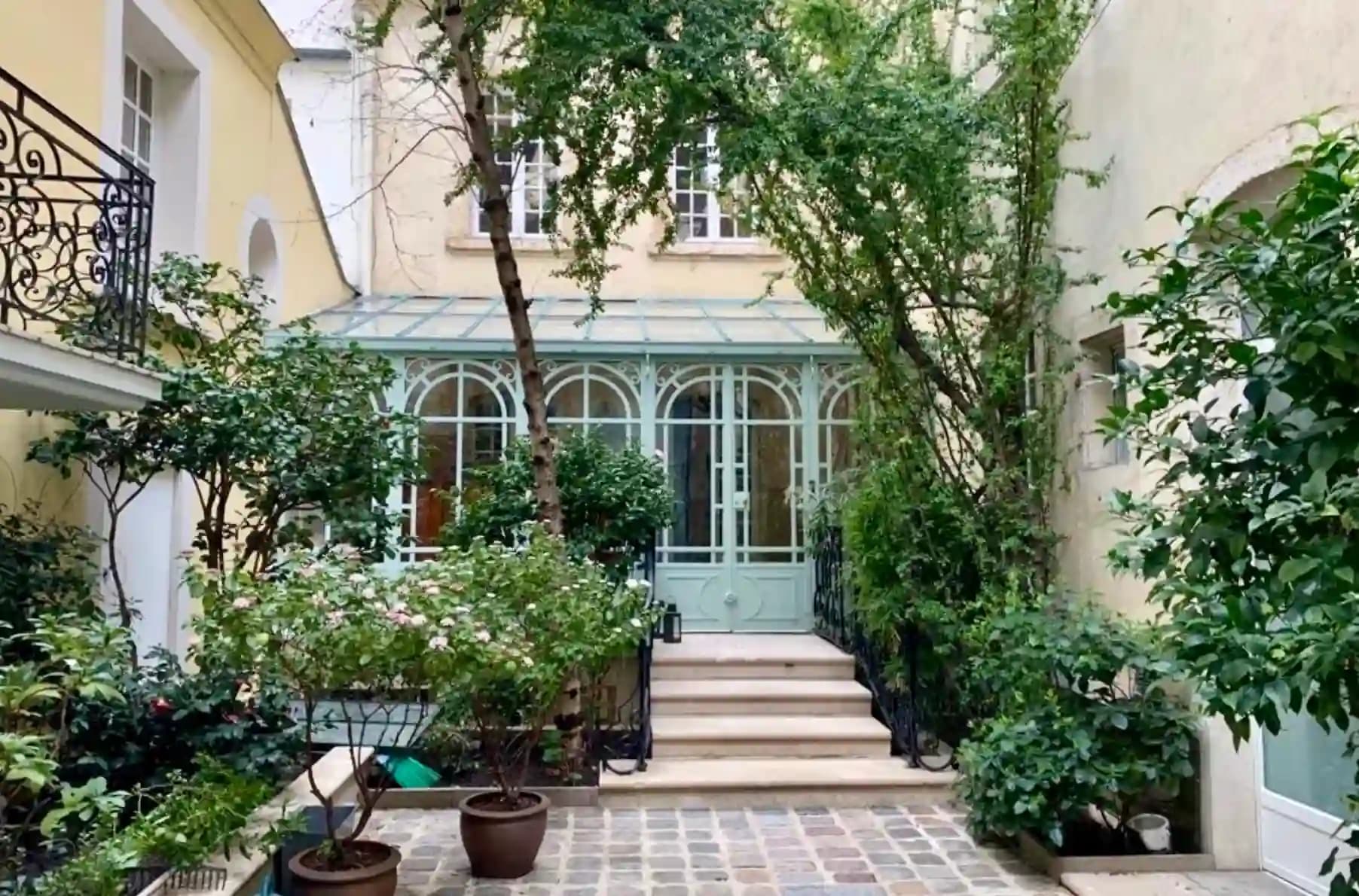 Property main photo