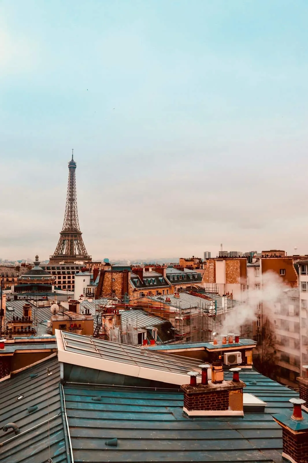 DE TILLY in Paris